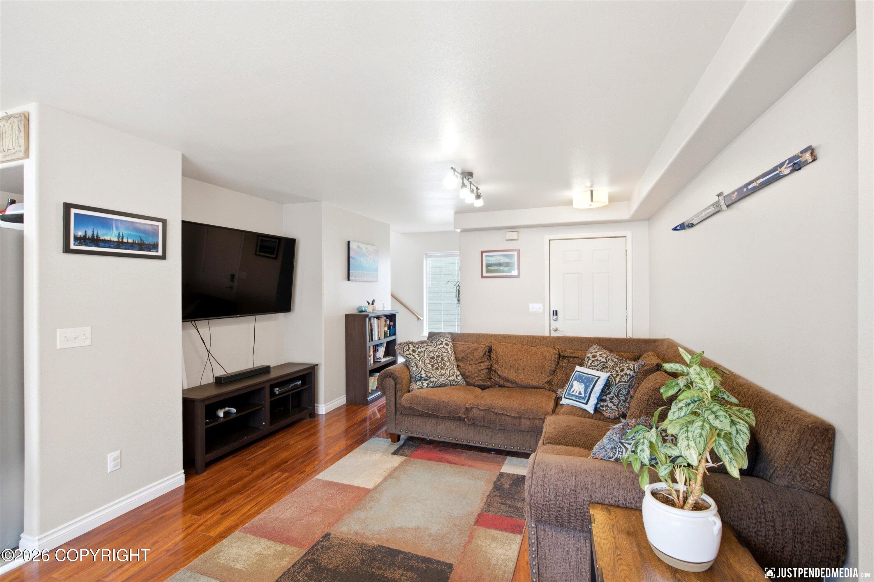 6933 Gold Kings Avenue #c Property Photo 10
