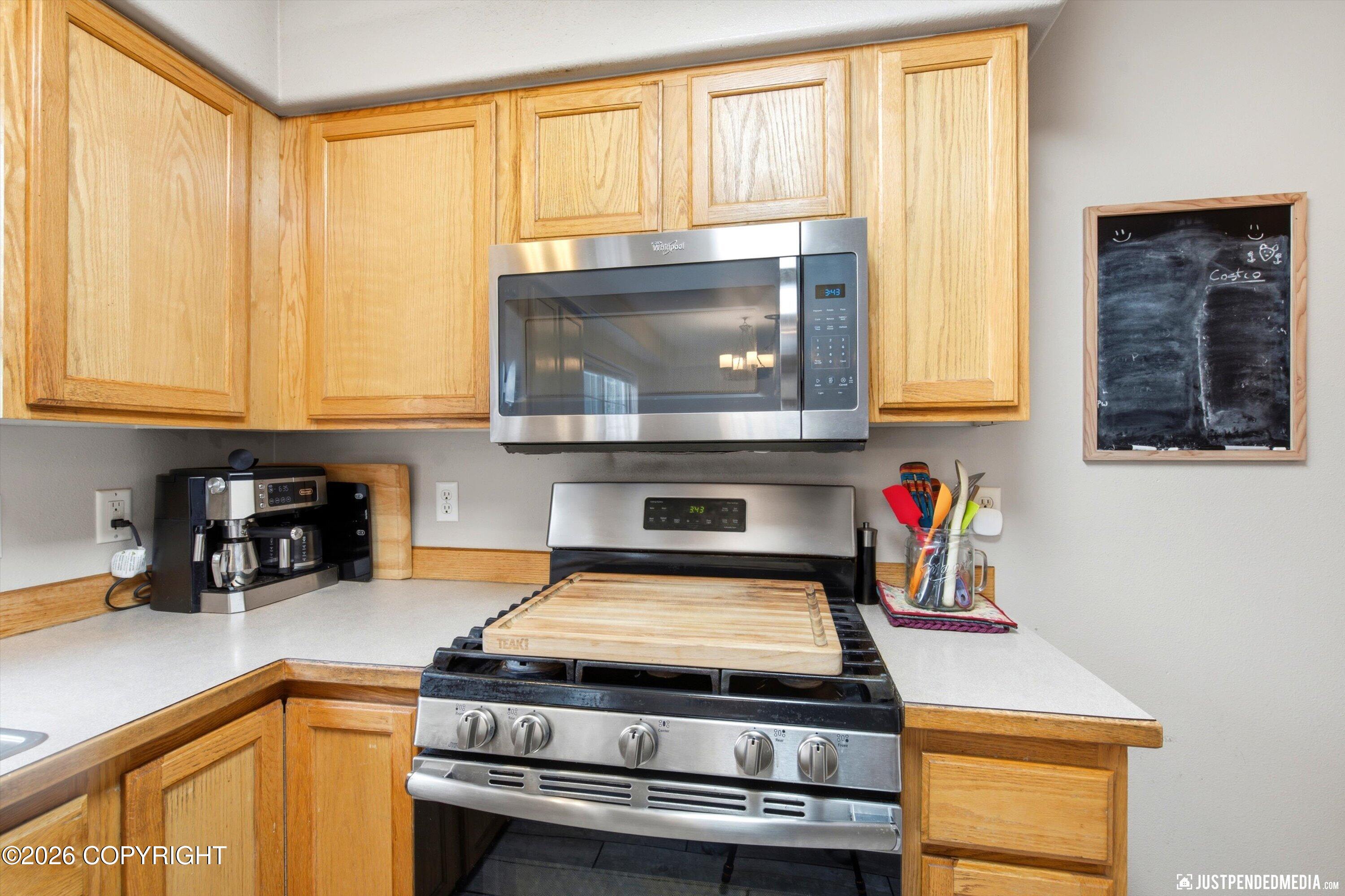 6933 Gold Kings Avenue #c Property Photo 15
