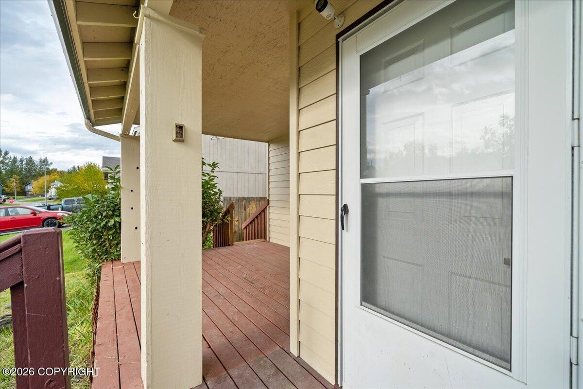 1145 W Joan Of Arc Road Property Photo 4