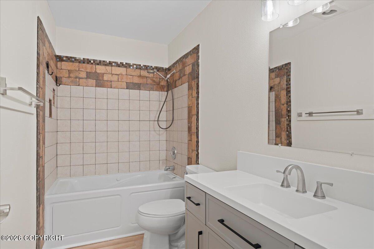 1145 W Joan Of Arc Road Property Photo 21