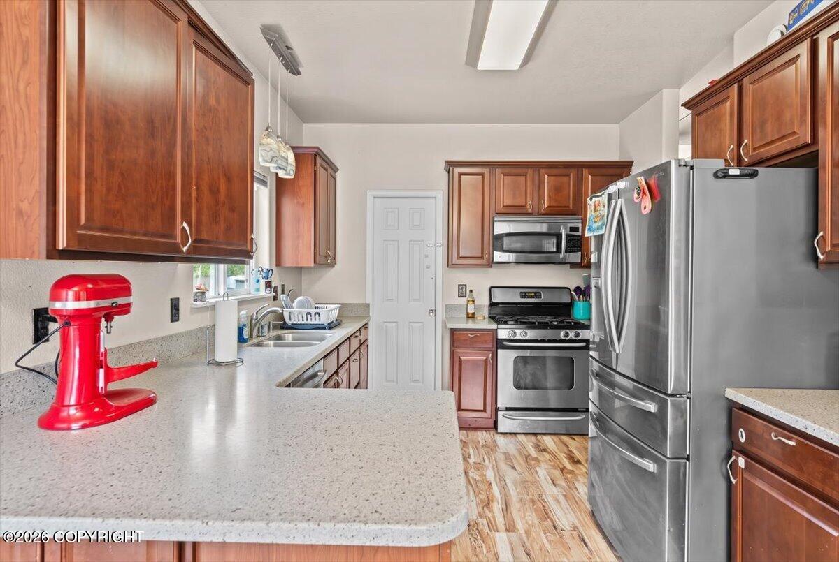6620 W Kinsington Avenue Property Photo 8