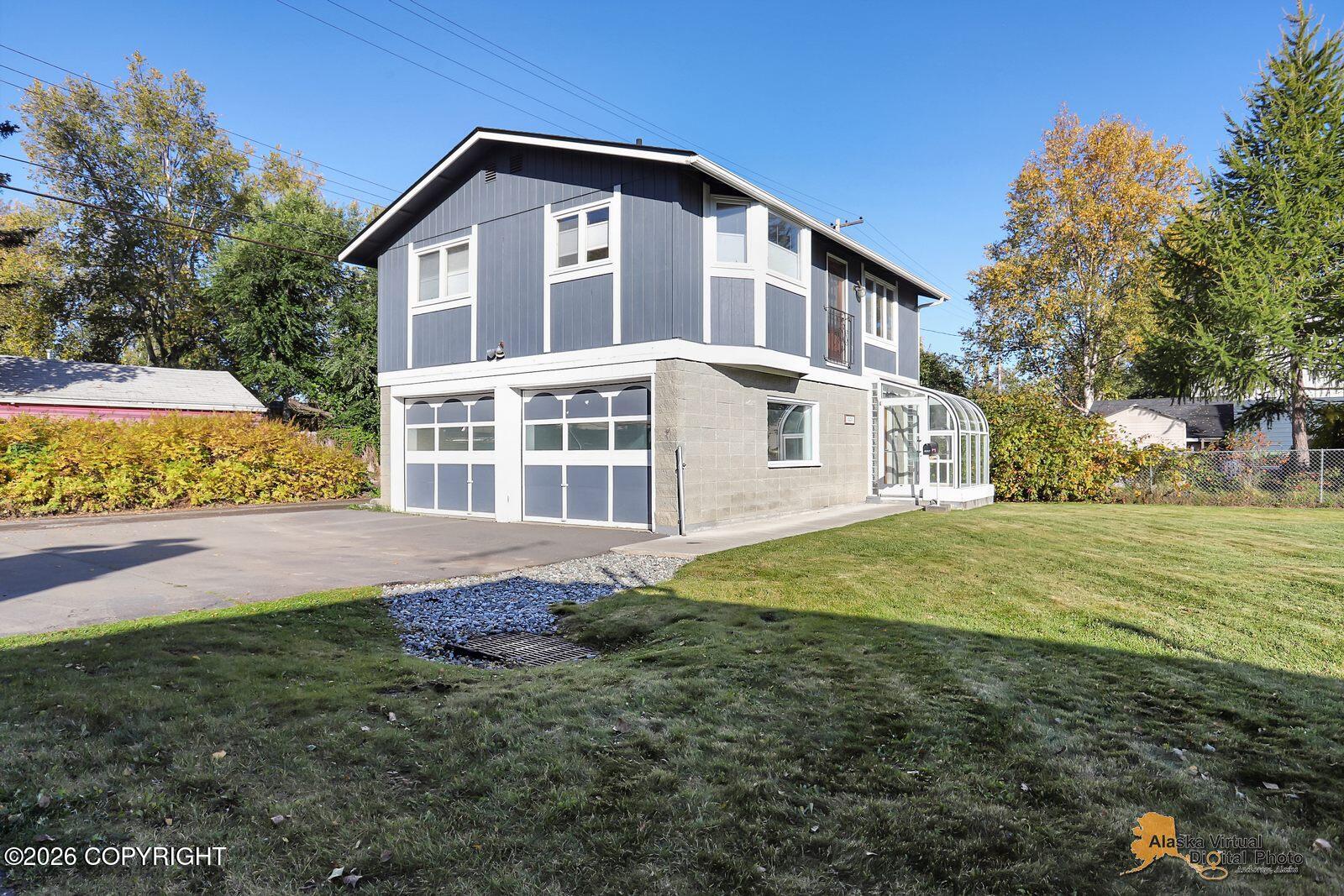1556 G Street Property Photo 1