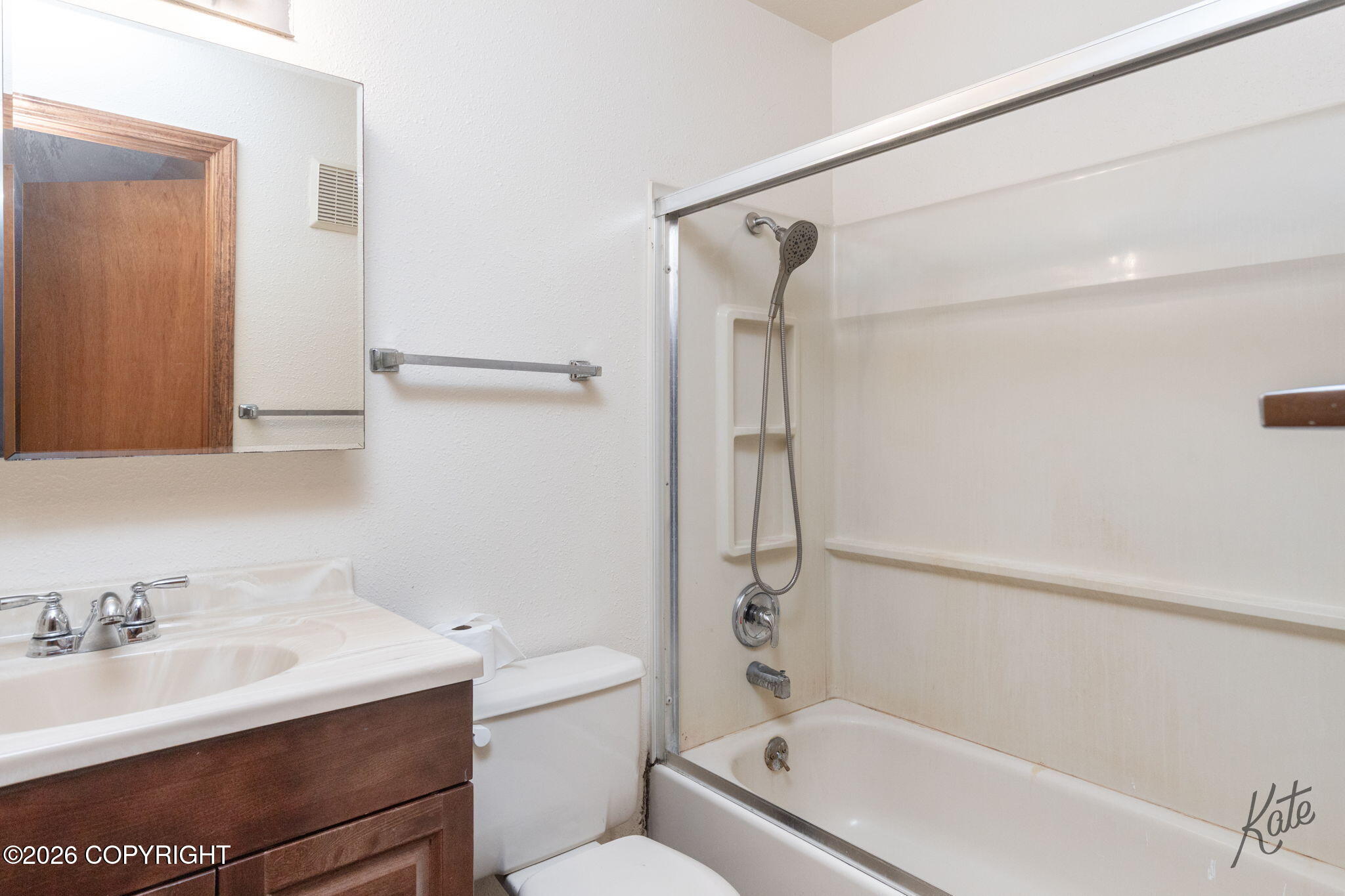 1088 Eliz Street Property Photo 12