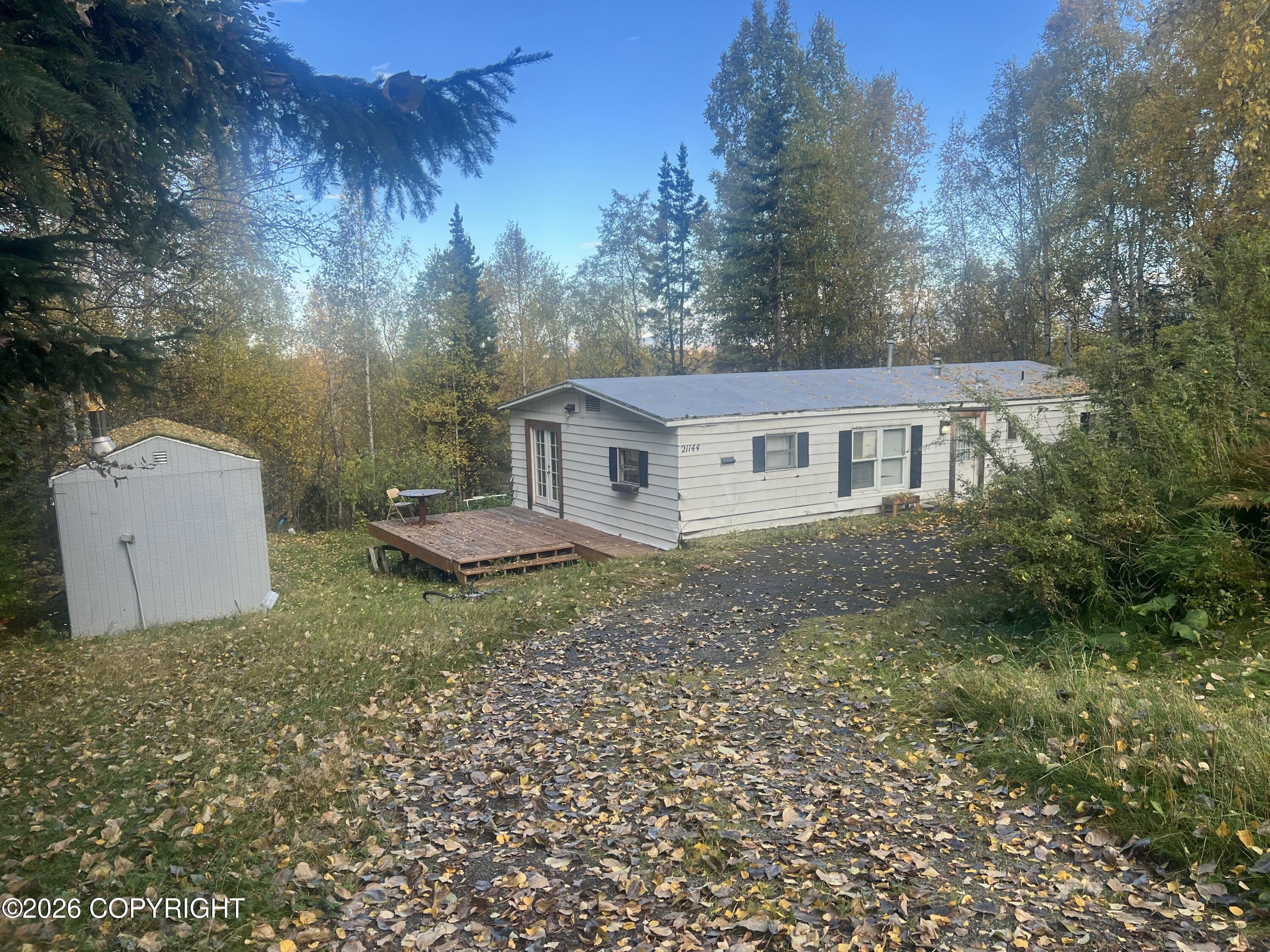 21144 Spire Circle Property Photo 1