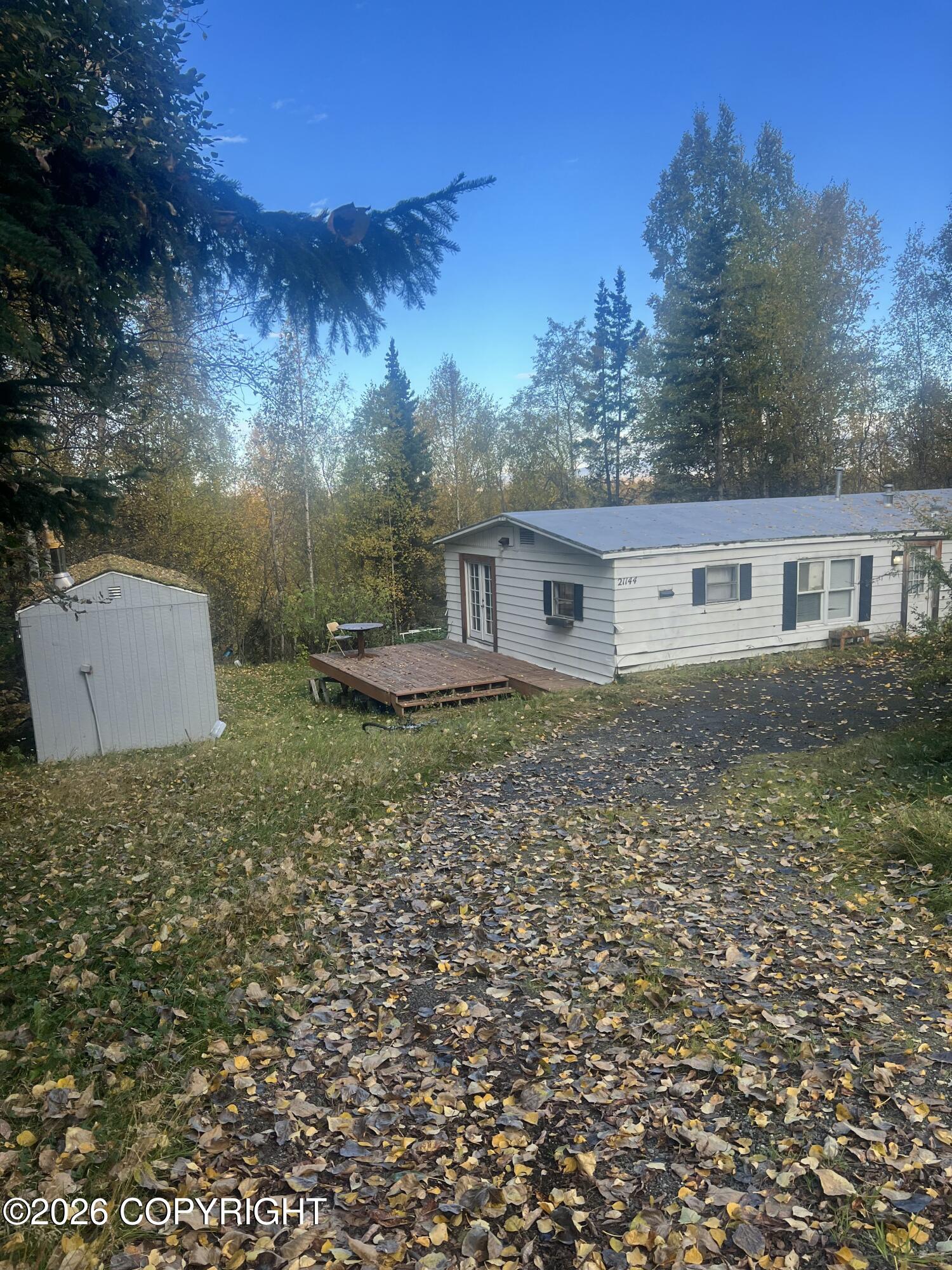 21144 Spire Circle Property Photo 5