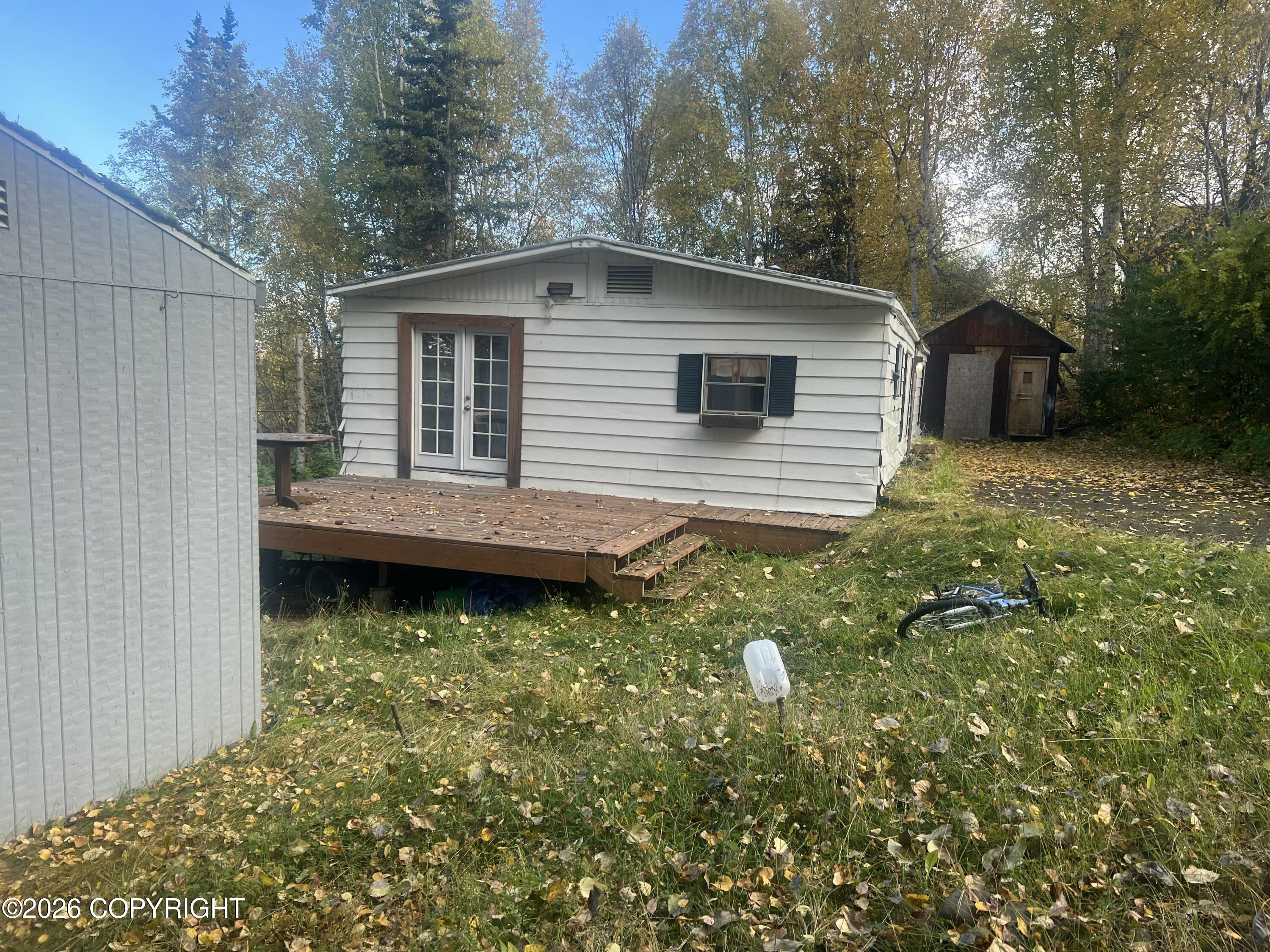 21144 Spire Circle Property Photo 5