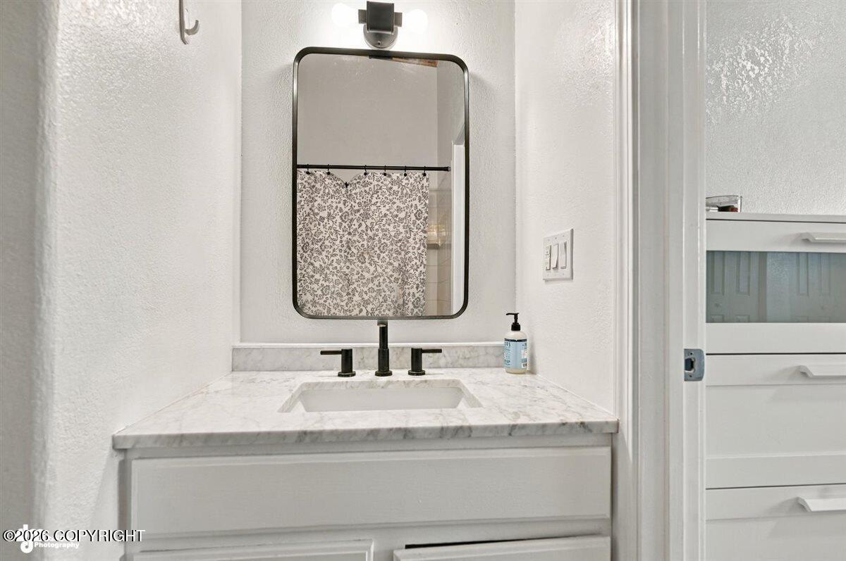 5402 W Dimond Boulevard #a18 Property Photo 16