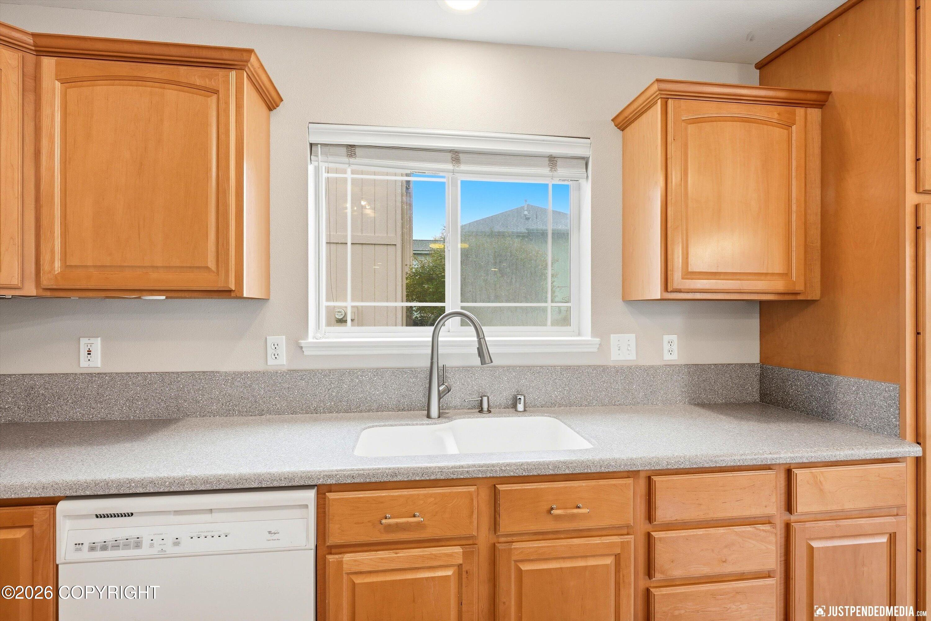 2409 Leary Bay Circle Property Photo 12