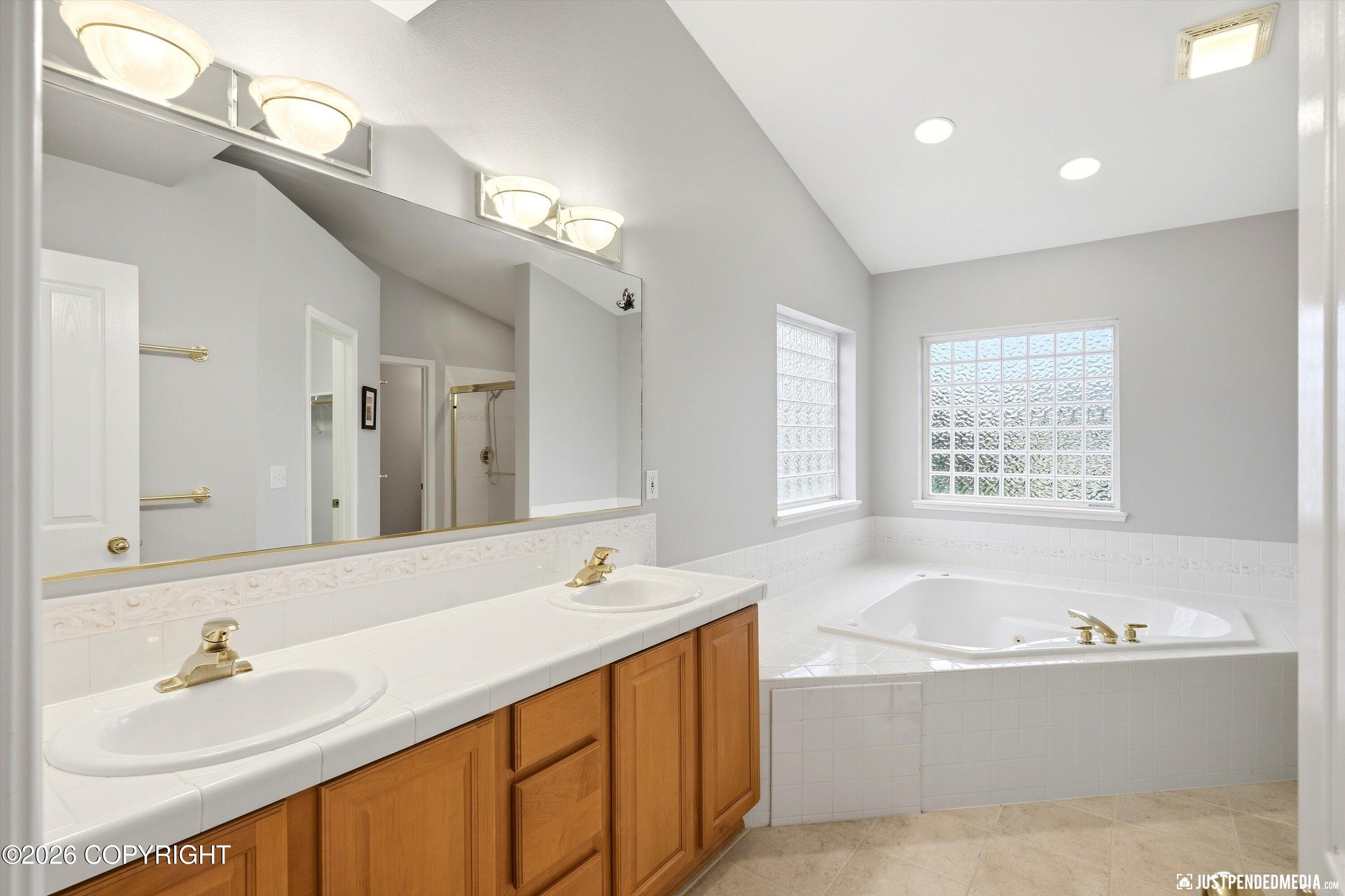 2409 Leary Bay Circle Property Photo 22