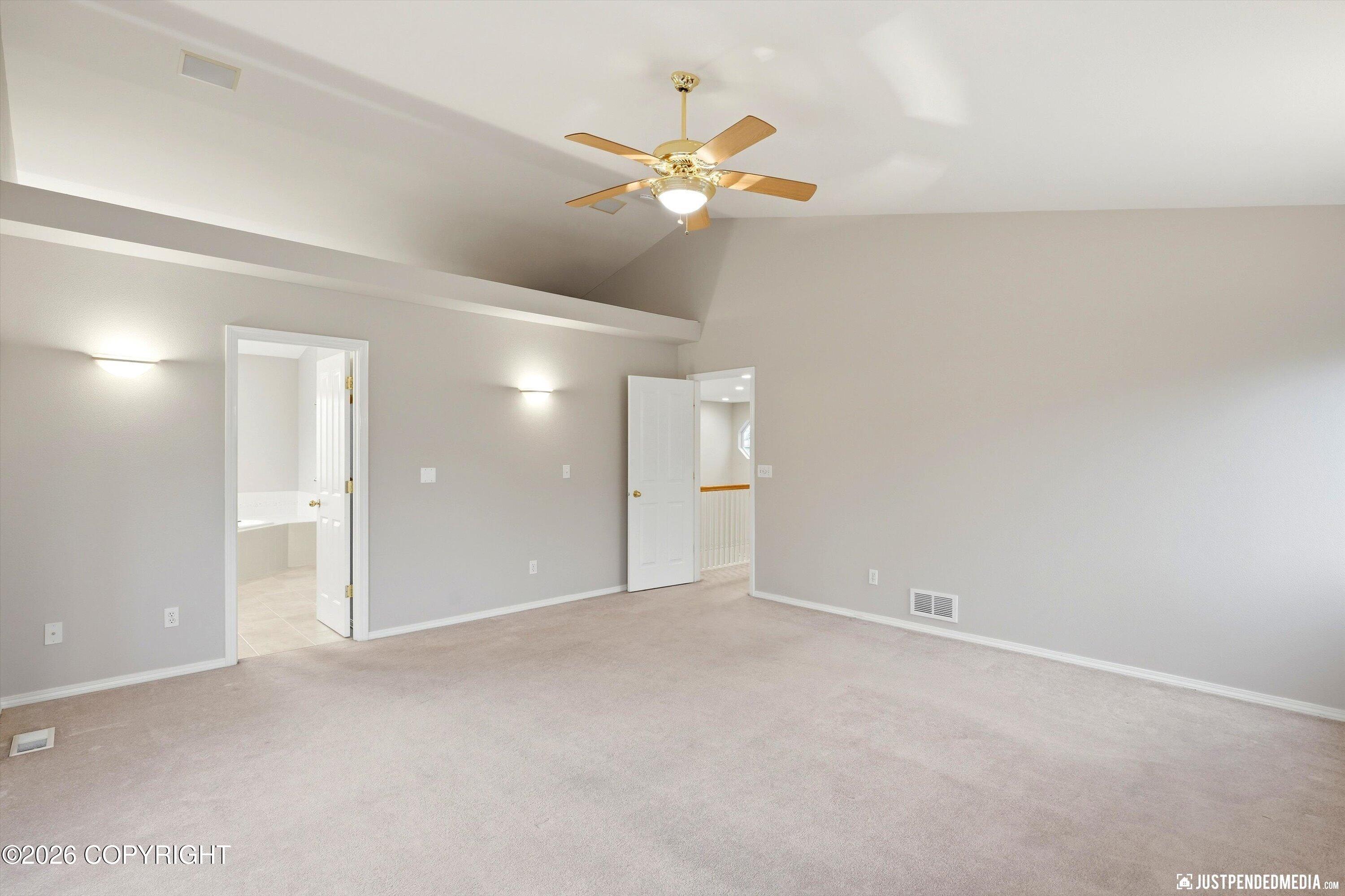 2409 Leary Bay Circle Property Photo 24
