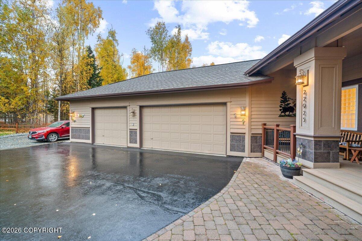 22925 Whispering Birch Drive Property Photo 10
