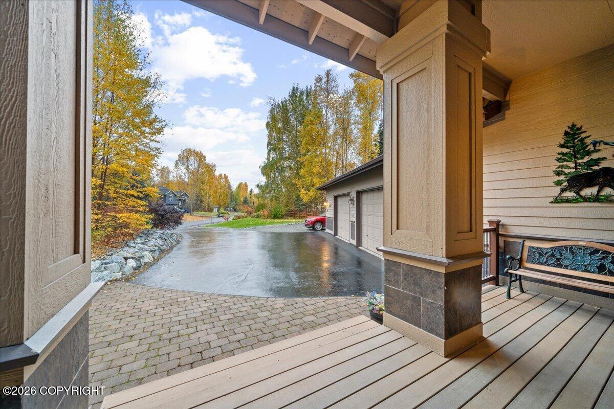 22925 Whispering Birch Drive Property Photo 15