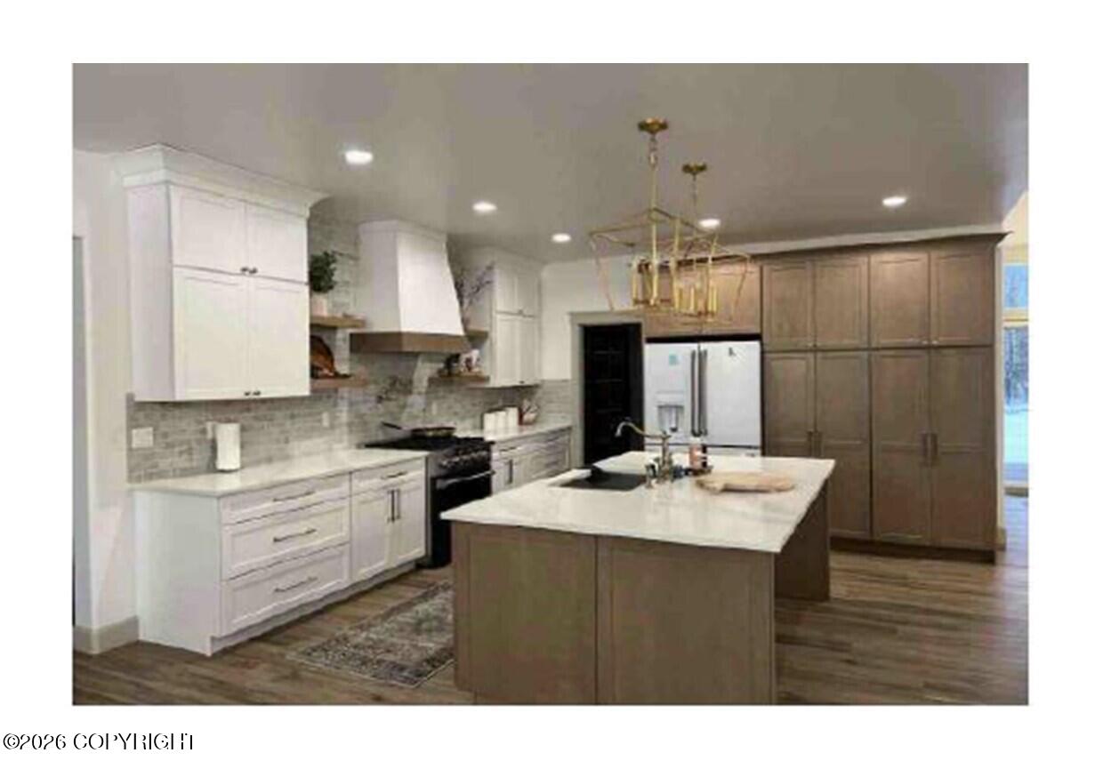 5980 S Pavilof Circle Property Photo 3