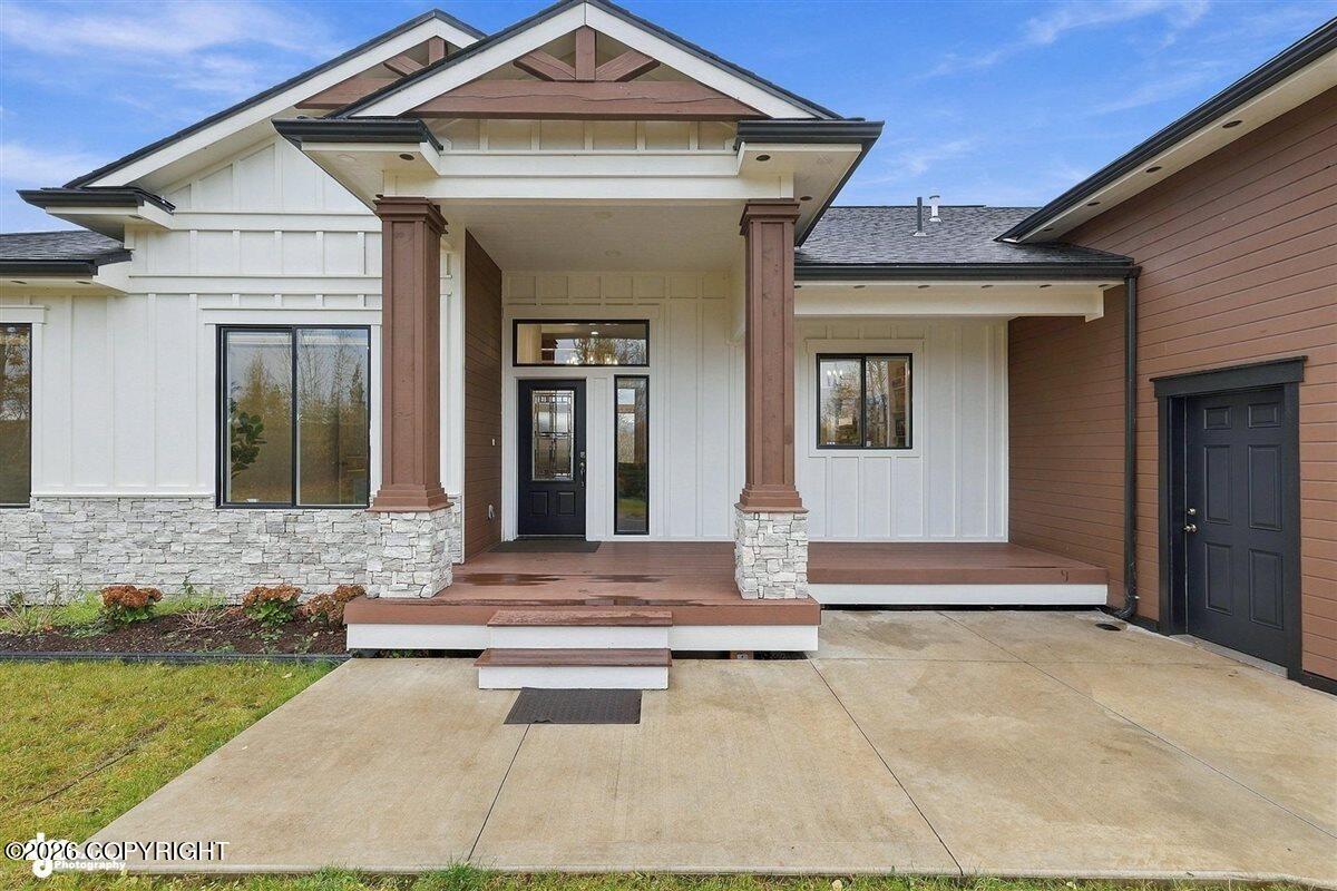 5980 S Pavilof Circle Property Photo 3