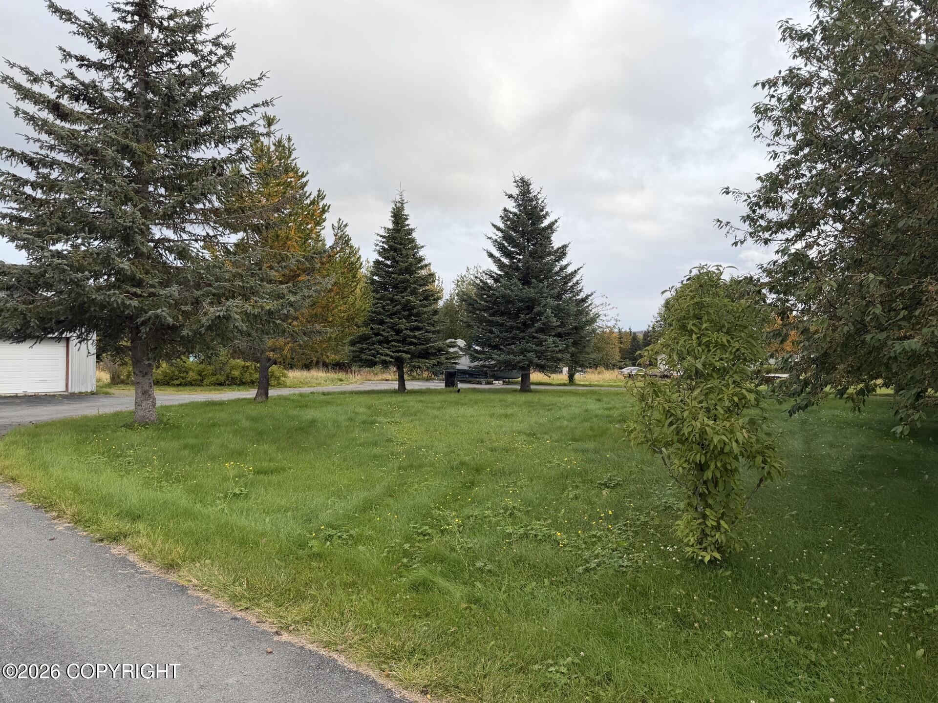 65400 Nikolaevsk Road Property Photo 4