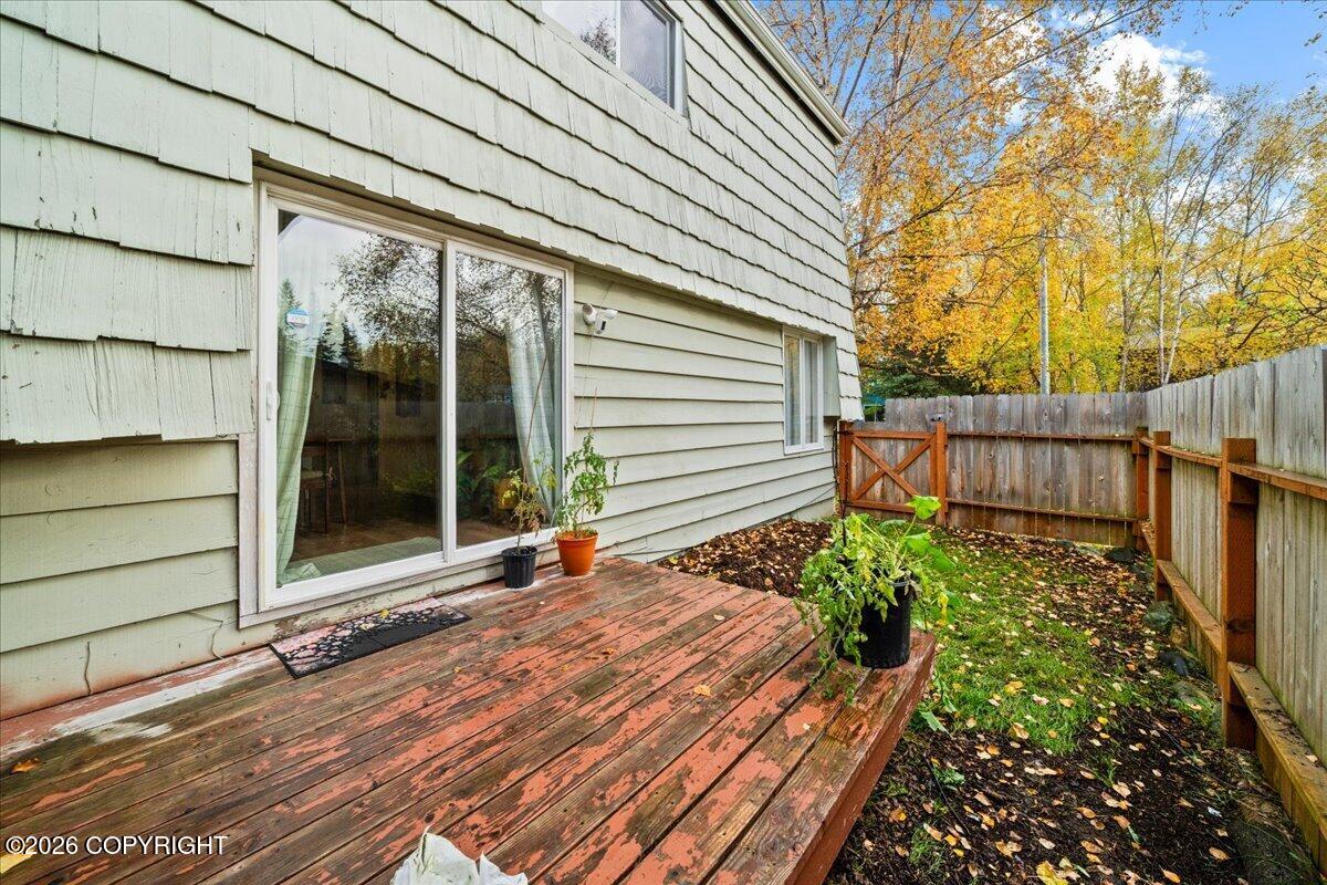 7962 Resurrection Drive Property Photo 17