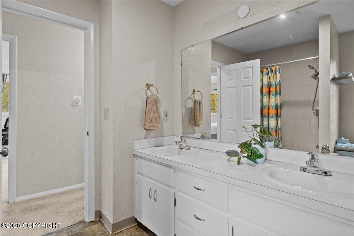 7962 Resurrection Drive Property Photo 25