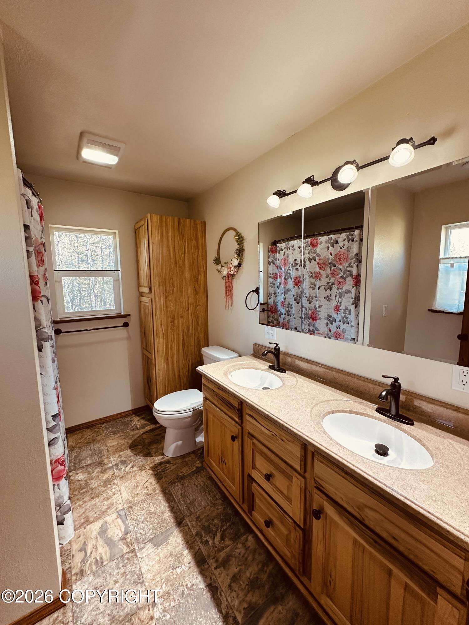 1015 E Hanna Circle #a Property Photo 12