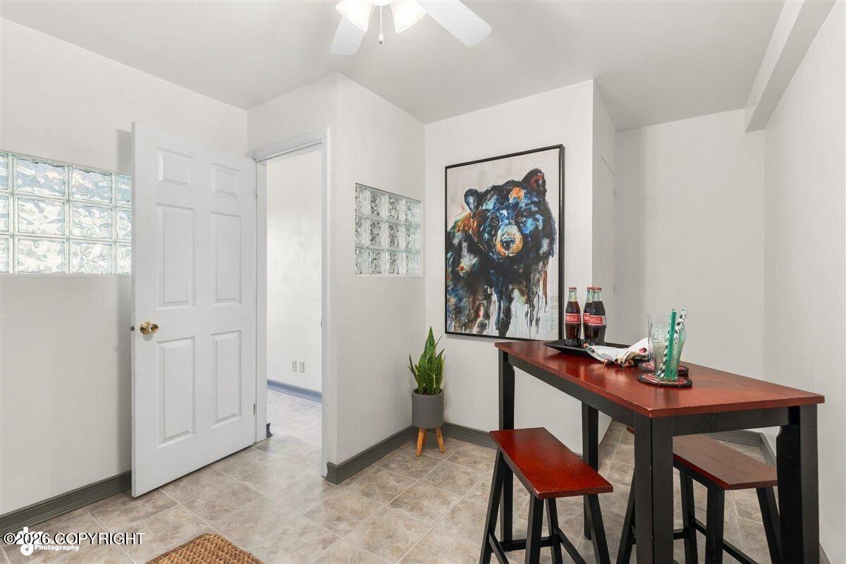 525 W 3rd Avenue #402 Property Photo 20