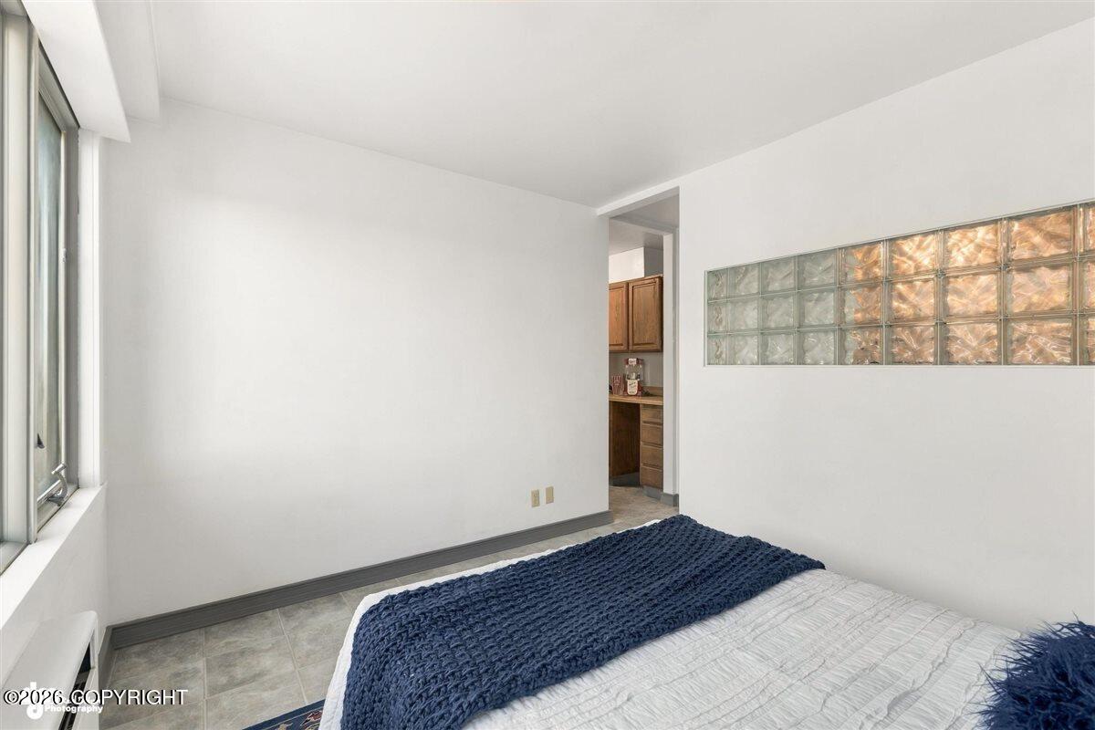 525 W 3rd Avenue #402 Property Photo 25