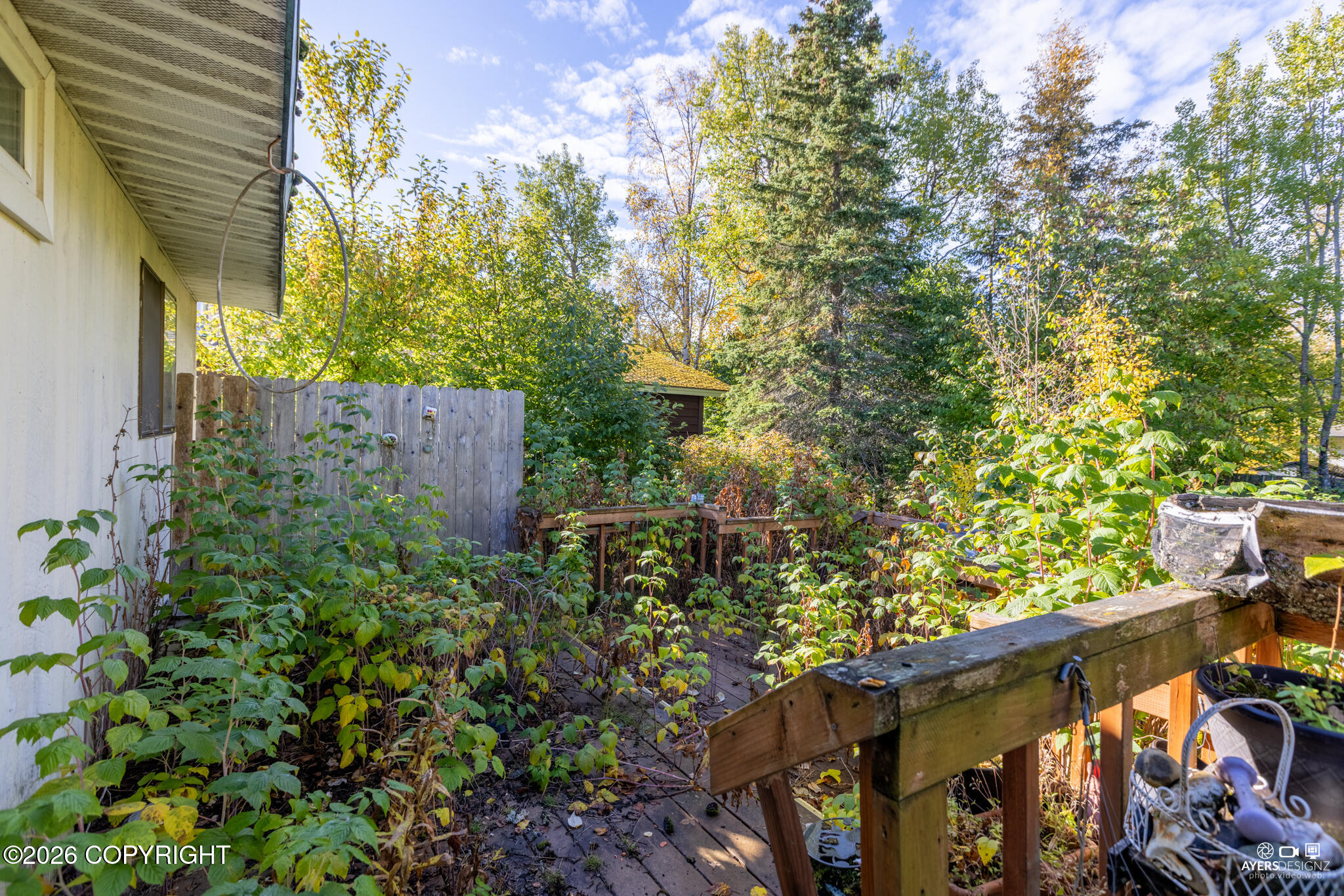 697 Sycamore Circle Property Photo 5