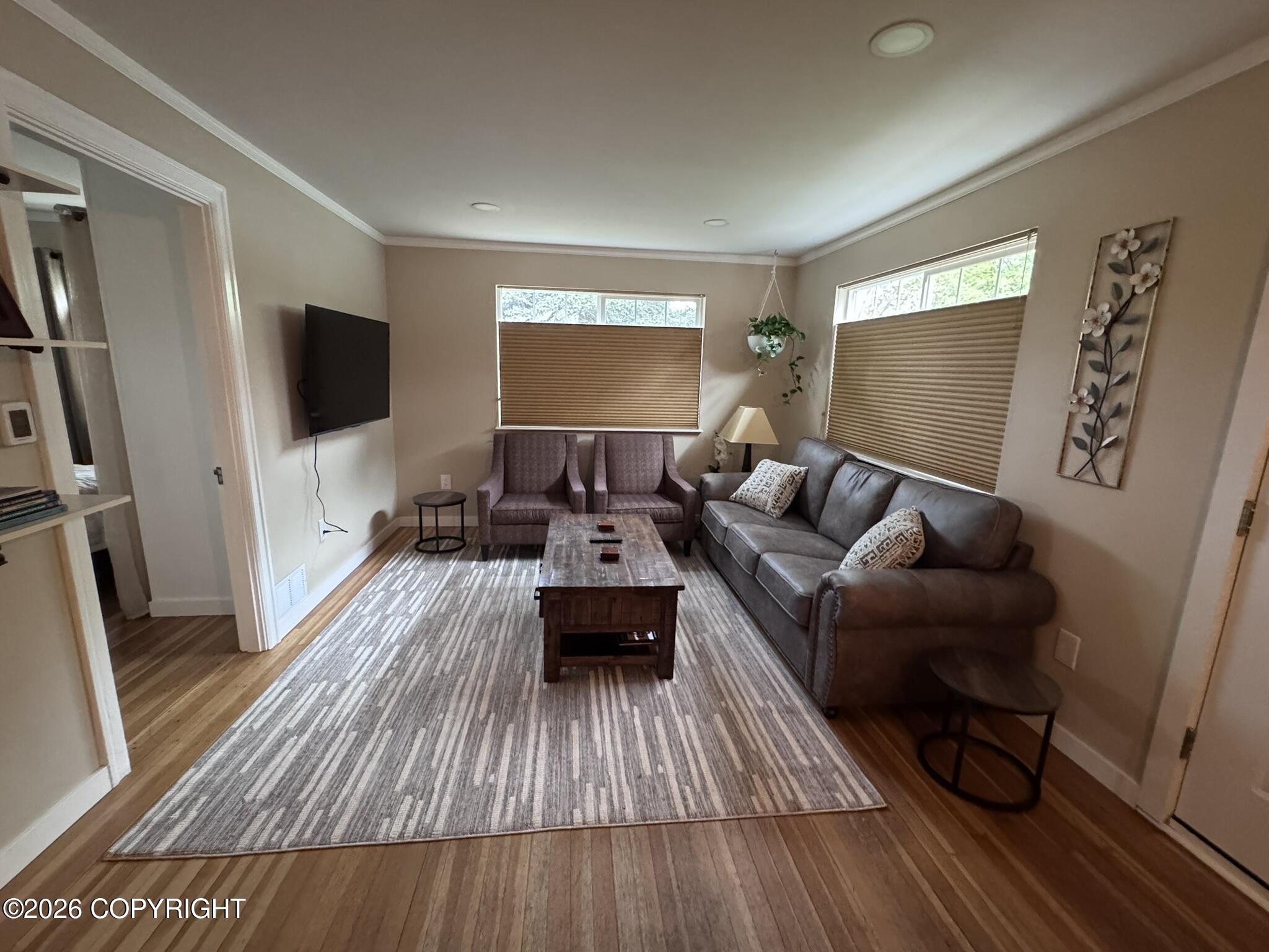 112 E 10th Avenue Property Photo 1