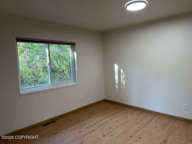 2140 E Village Loop Property Photo 13