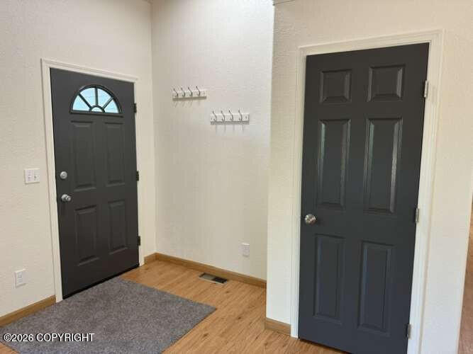 2140 E Village Loop Property Photo 18