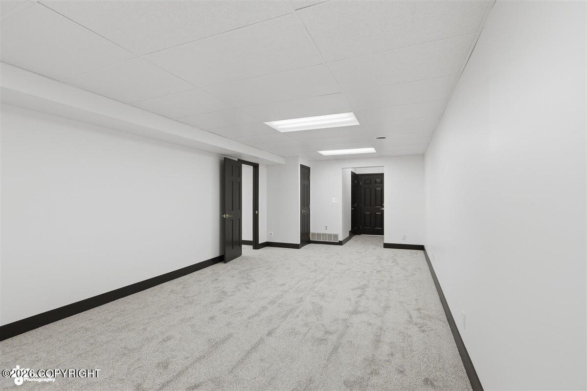 10500 Hillside Drive Property Photo 17