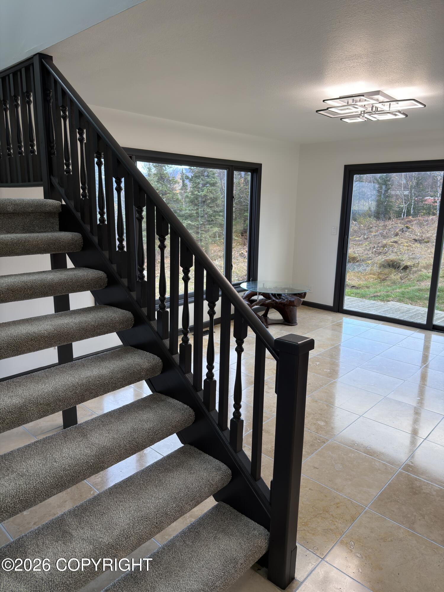 10500 Hillside Drive Property Photo 17