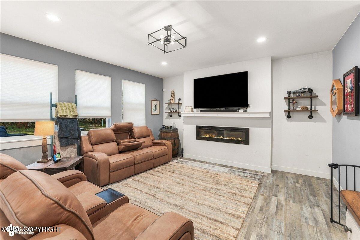 4611 N Edenfield Road Property Photo 6