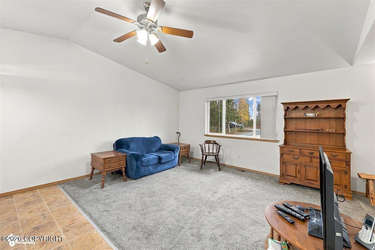 10410 W Pinckney Drive Property Photo 9