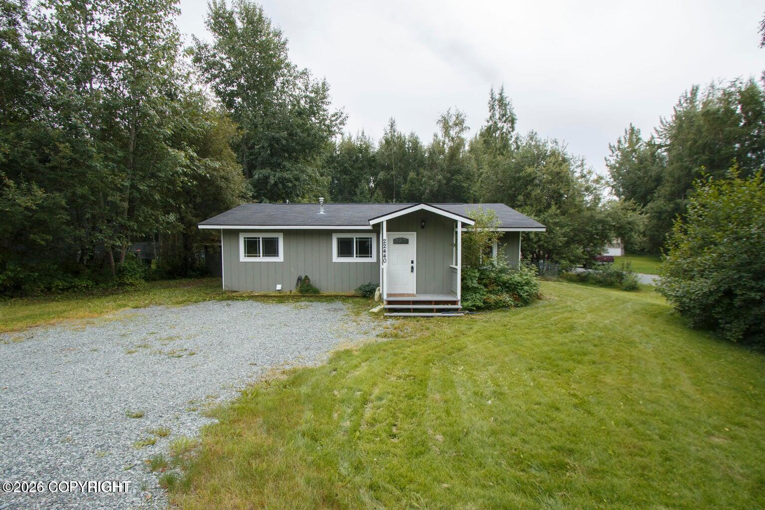 22440 Lampert Circle Property Photo 1