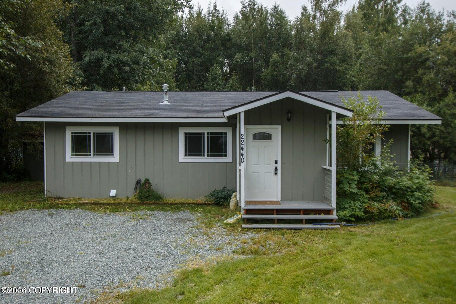 22440 Lampert Circle Property Photo 2
