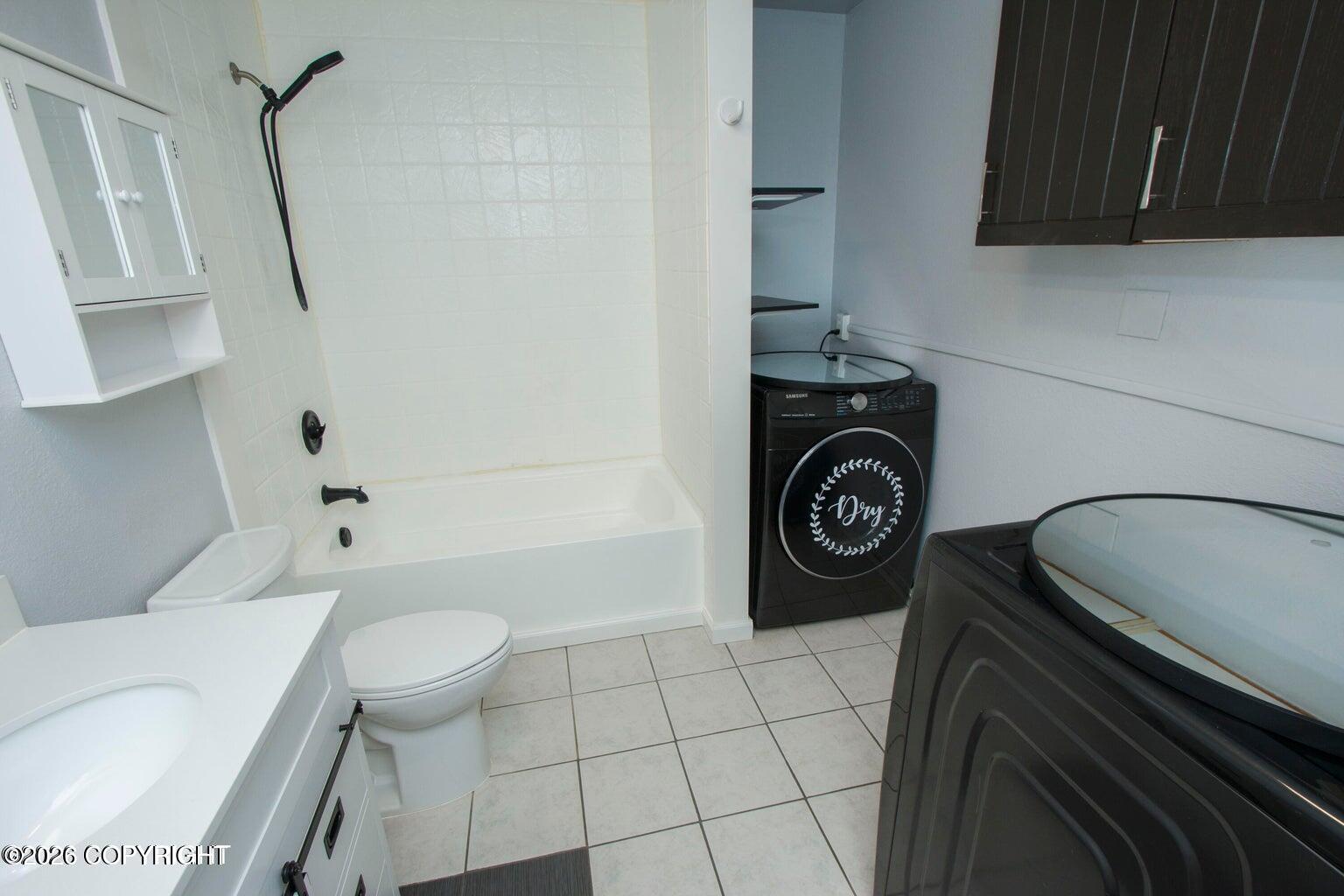 22440 Lampert Circle Property Photo 17