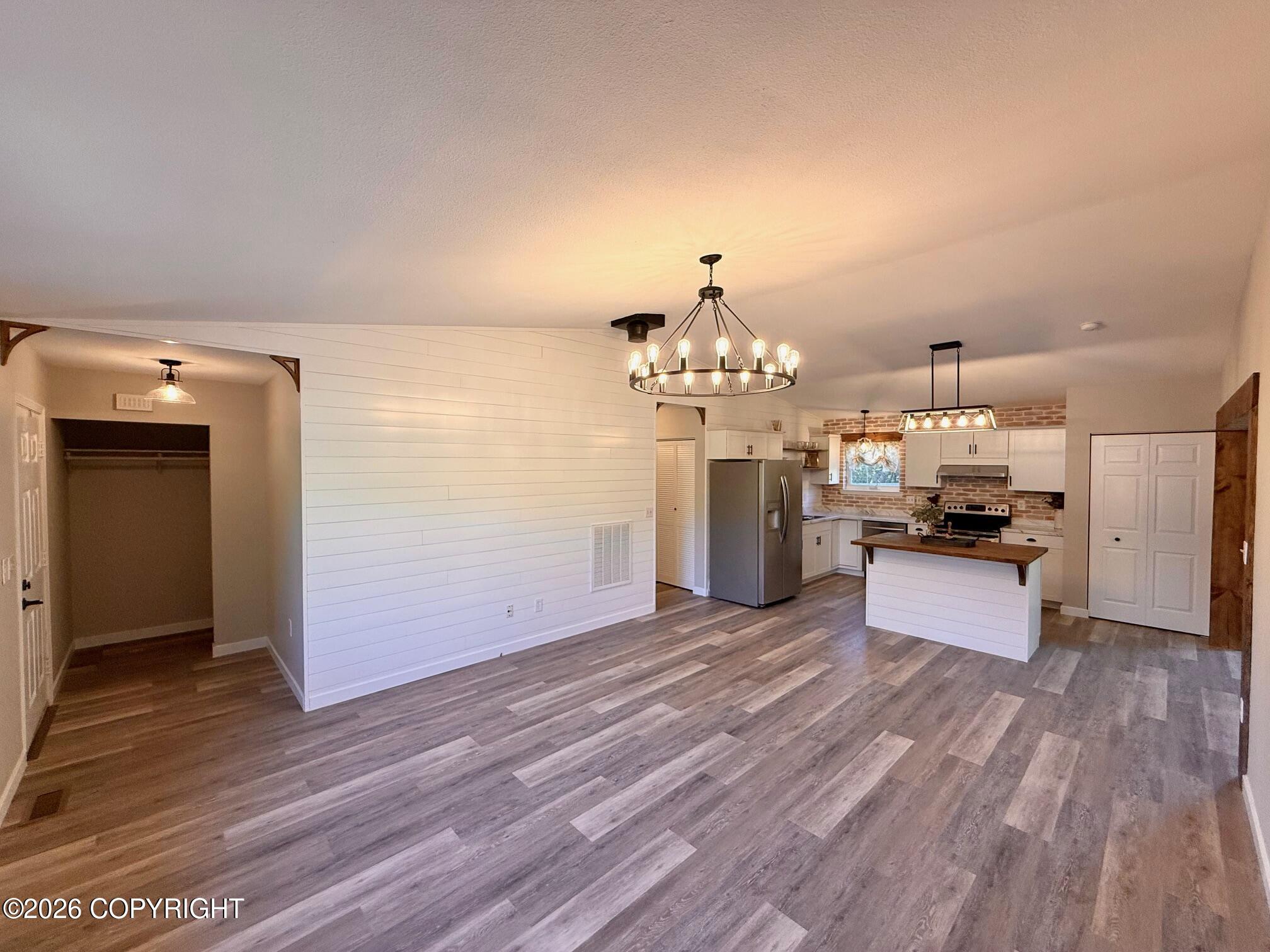 7966 W Carmel Road Property Photo 6