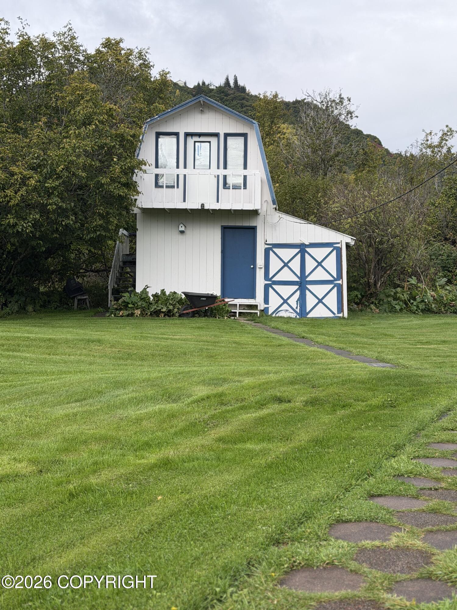 56692 Thurston Drive Property Photo 2