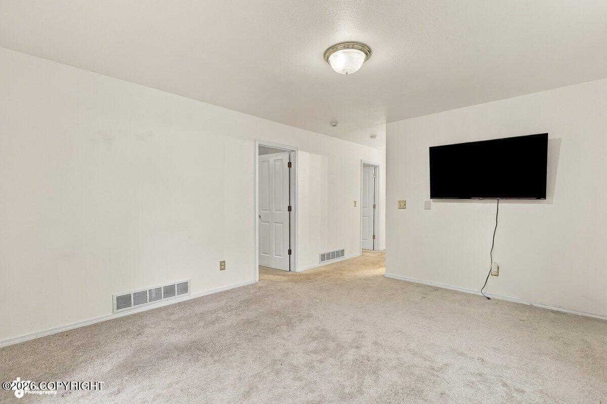 8260 Berry Patch Drive Property Photo 8