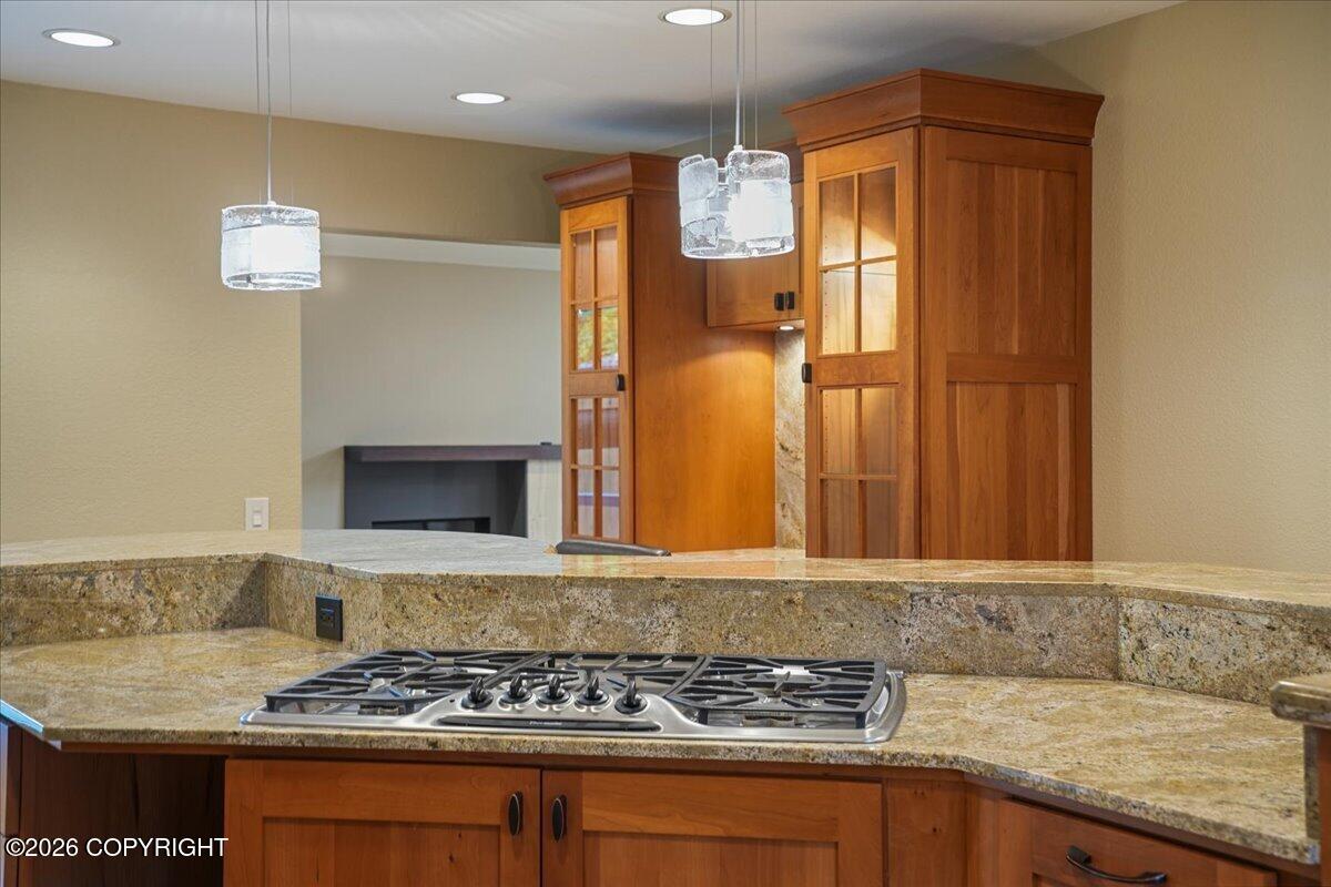 2084 Arlington Drive Property Photo 33