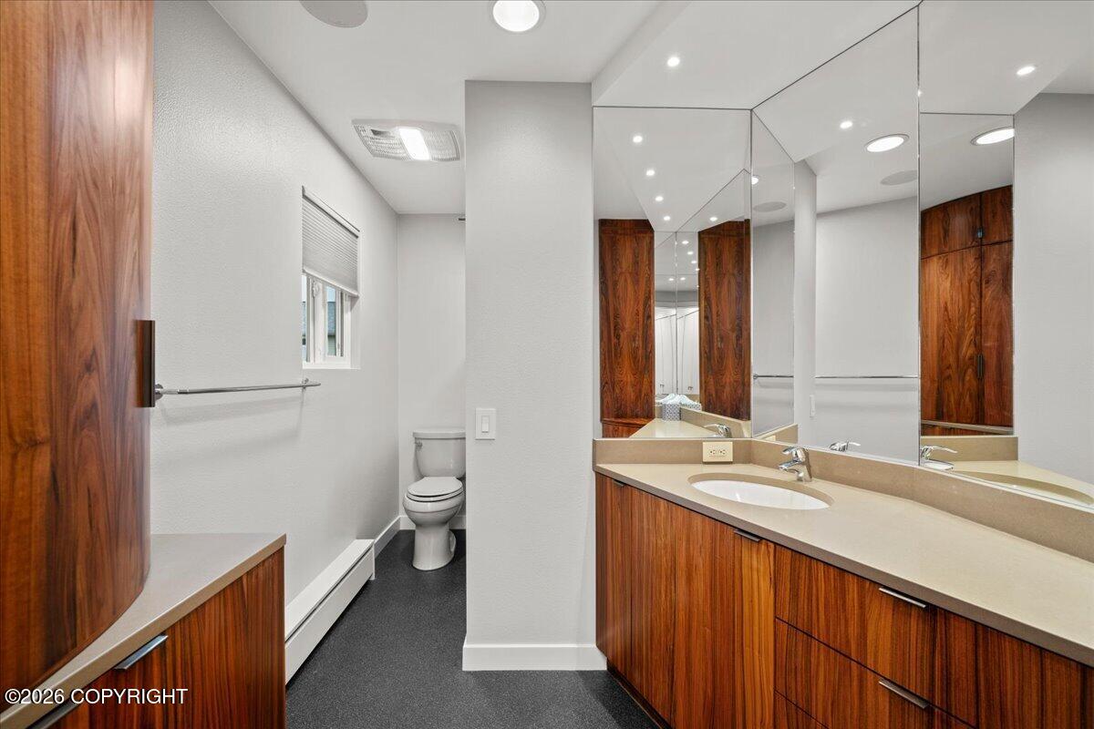 2084 Arlington Drive Property Photo 69