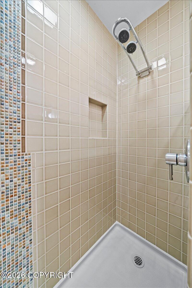2084 Arlington Drive Property Photo 78