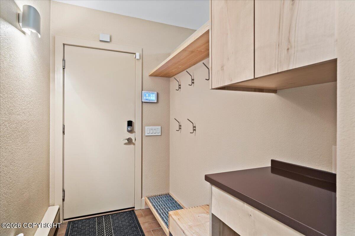 2084 Arlington Drive Property Photo 82