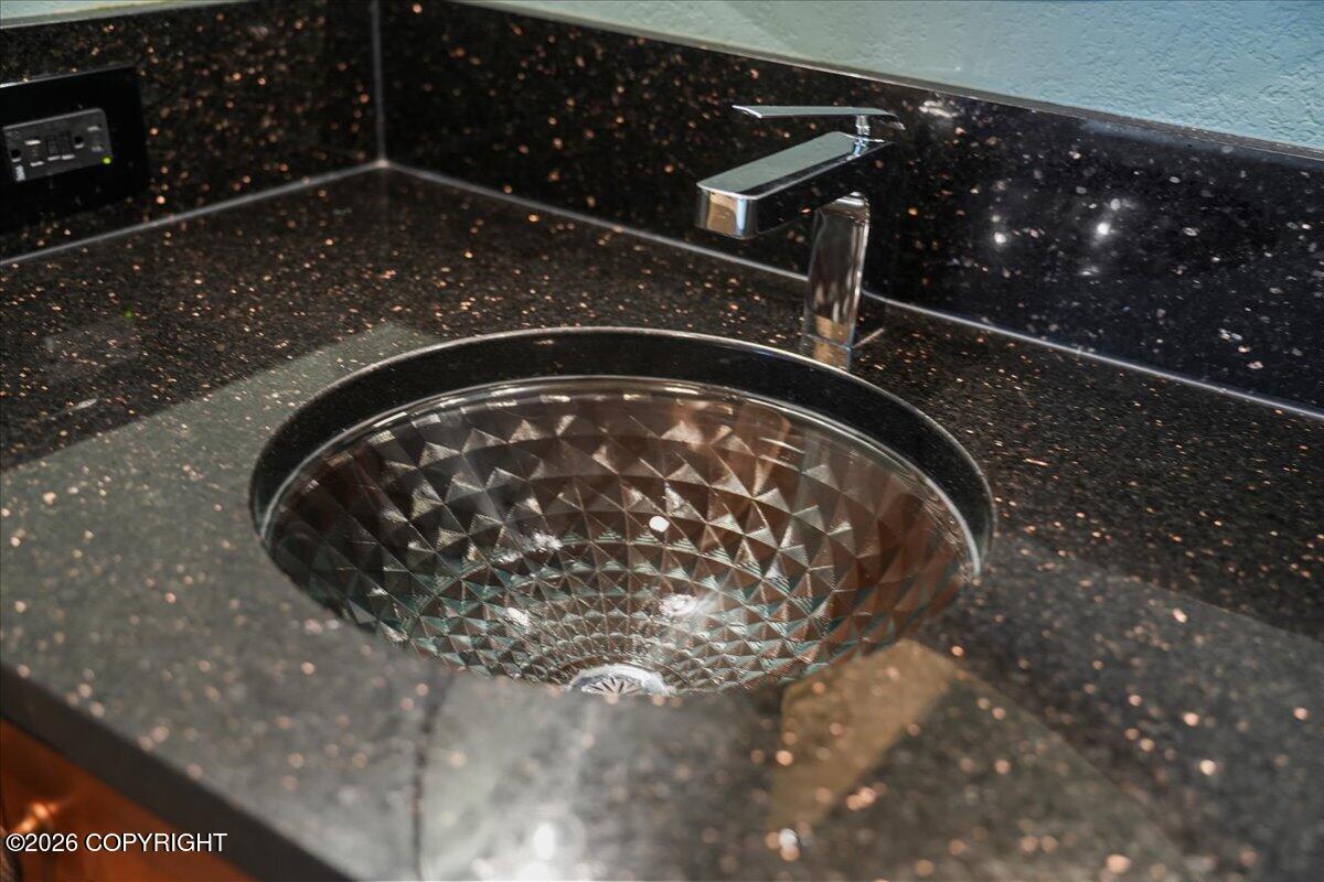 2084 Arlington Drive Property Photo 87