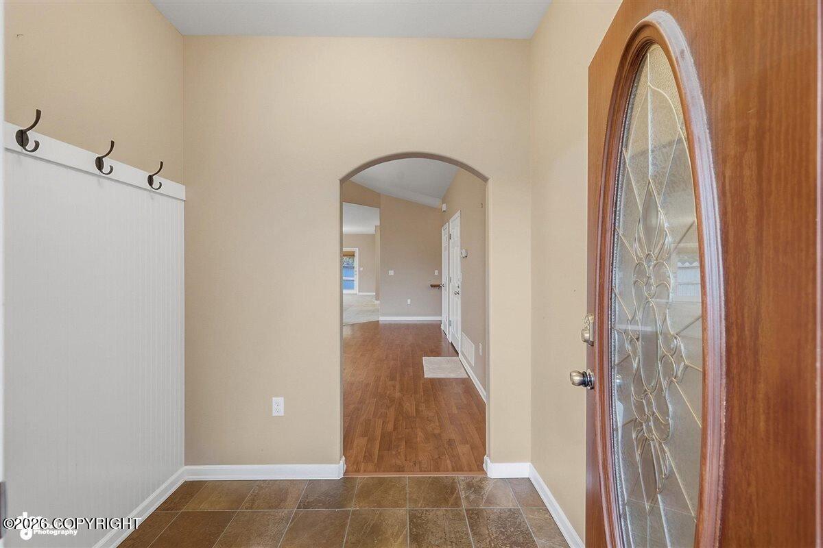 640 E Primrose Circle Property Photo 5