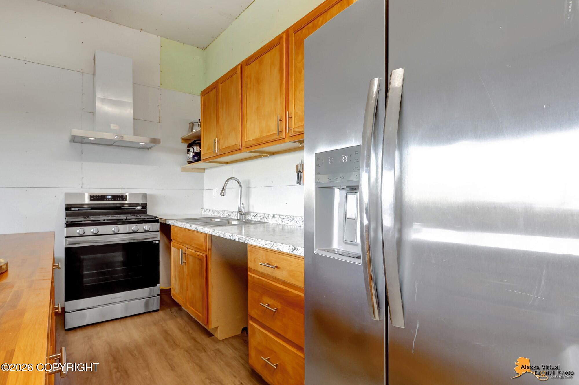 17065 Kings Way Drive Property Photo 12