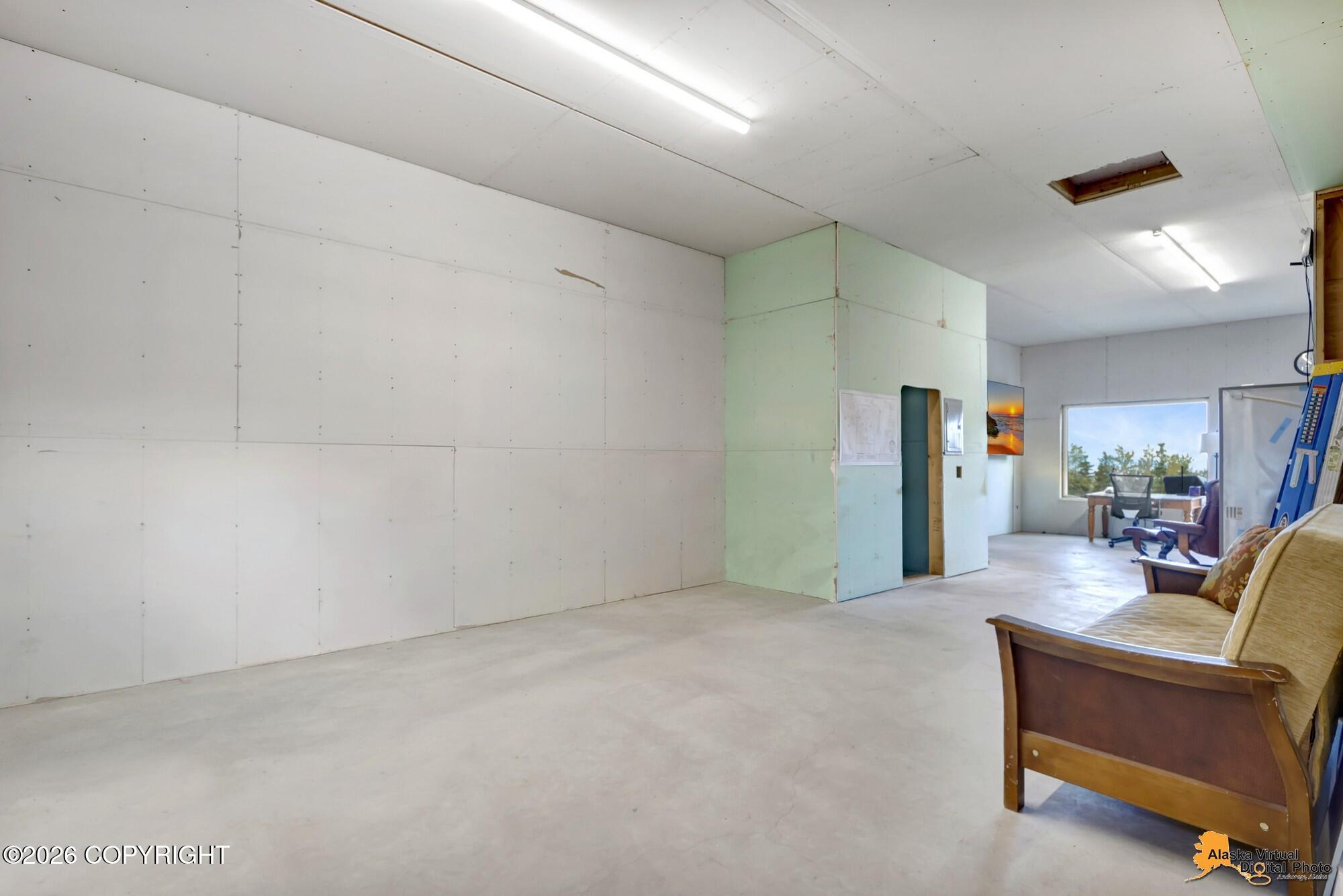 17065 Kings Way Drive Property Photo 29