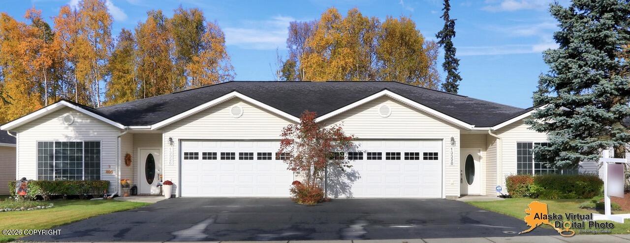 13328 Vasili Drive Property Photo 3