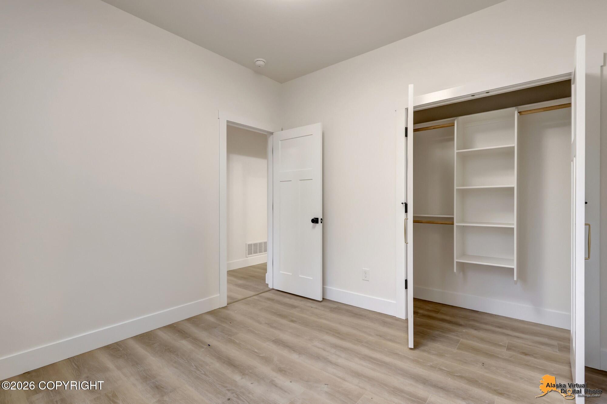 4645 S Viking Road Property Photo 28