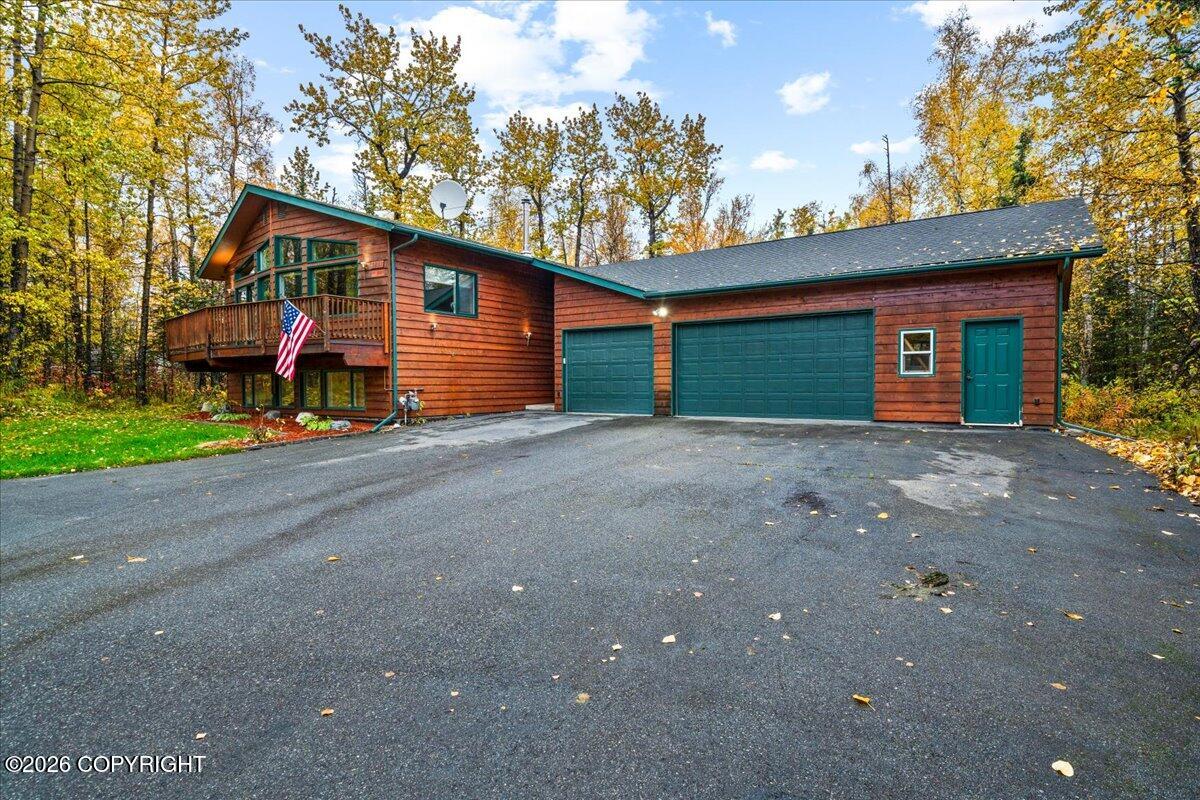 1031 E Susitna Bay Property Photo 1