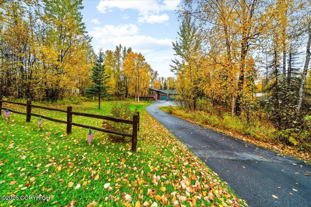 1031 E Susitna Bay Property Photo 5